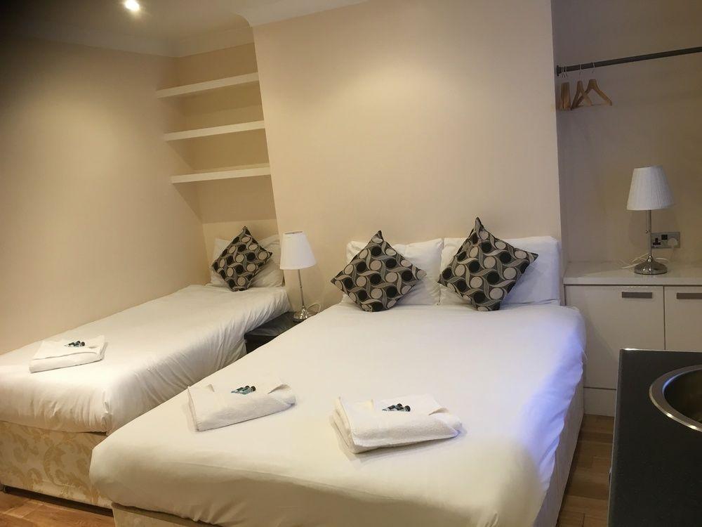 Royal London Hotel By Saba Bagian luar foto