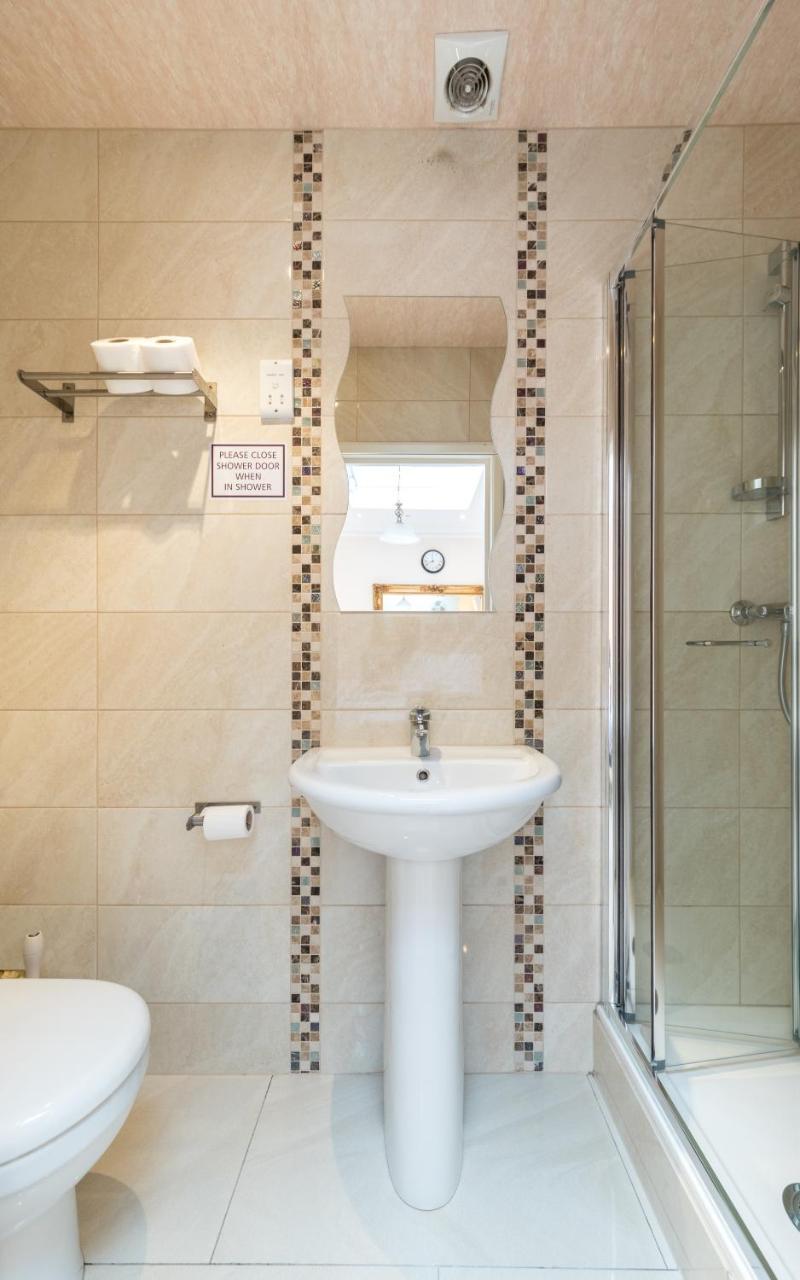 Royal London Hotel By Saba Bagian luar foto