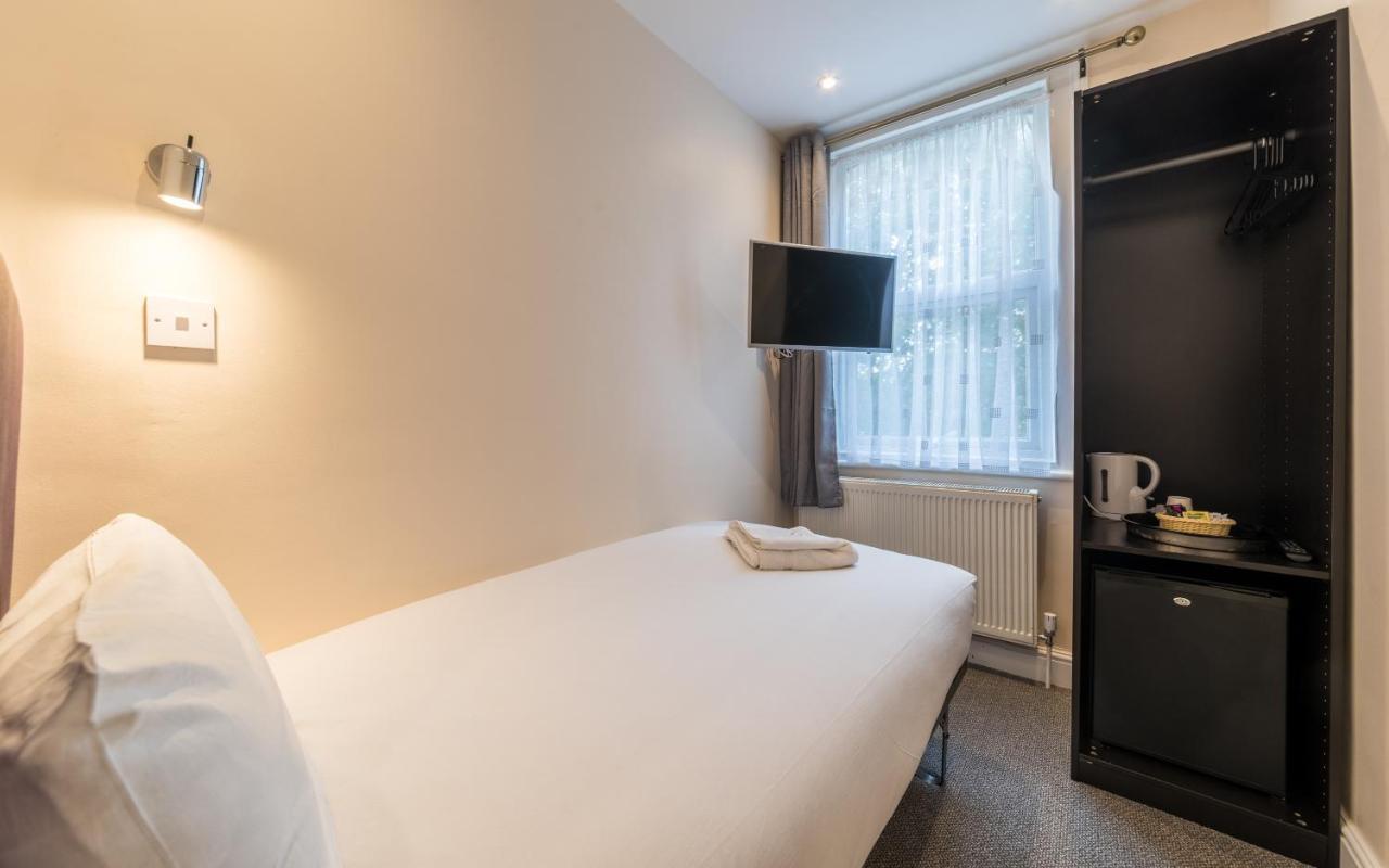 Royal London Hotel By Saba Bagian luar foto